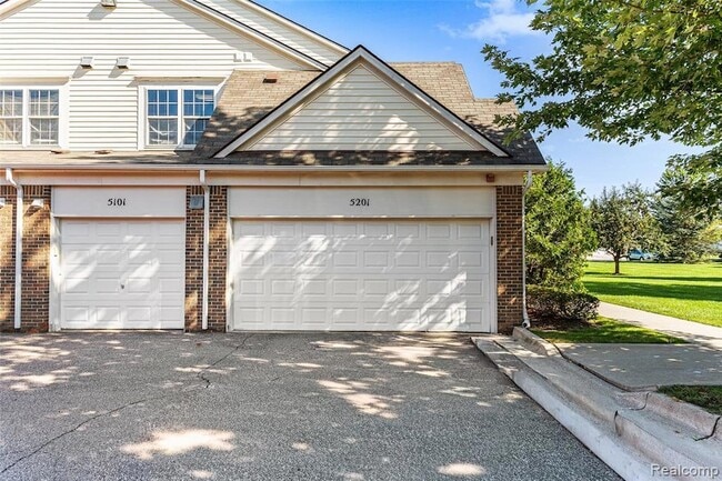 Building Photo - 5201 Widgeon Ln