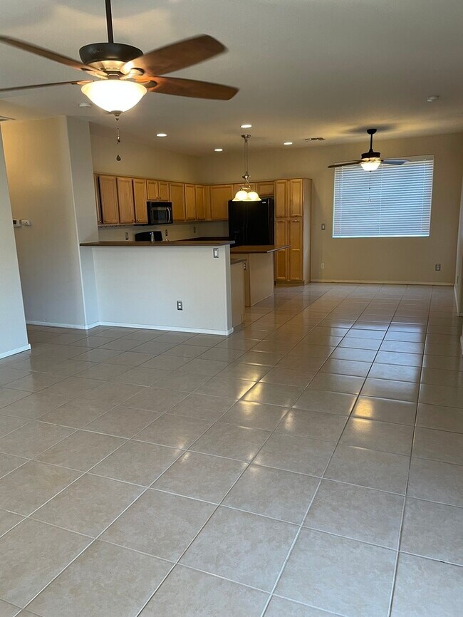 Foto del edificio - Gorgeous 4 bedroom in Litchfield Park