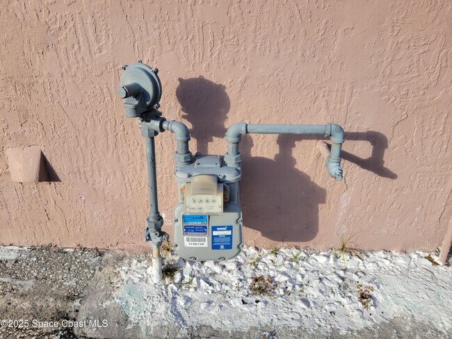 Foto del edificio - 5120 Volusia Ave