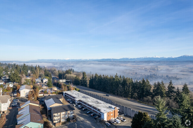 Exterior - Majestic View Apartments