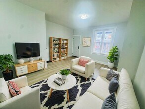 Building Photo - 1458 N Wanamaker St