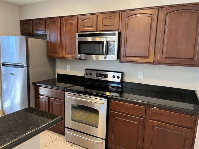 Foto del edificio - 6000-16 Shepherd Mountain Cove