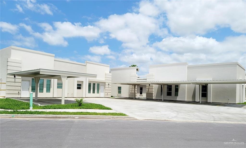 3701 Bella Costa Dr Unit 5, Mercedes, TX 78596 Room for Rent in