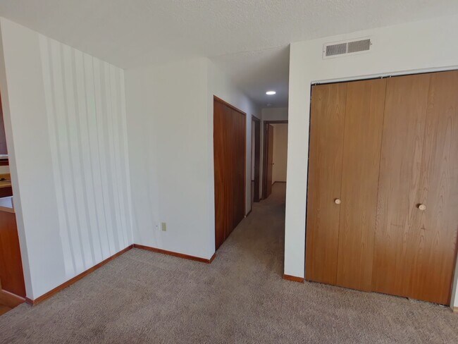 Foto del edificio - 3959 N Garland Cir