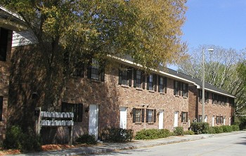 Building Photo - Kings Oaks Town Houses