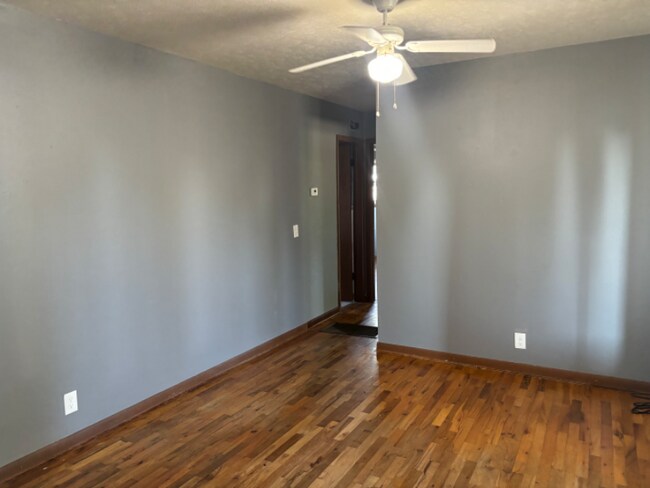 Foto del edificio - 1001 4th Pl