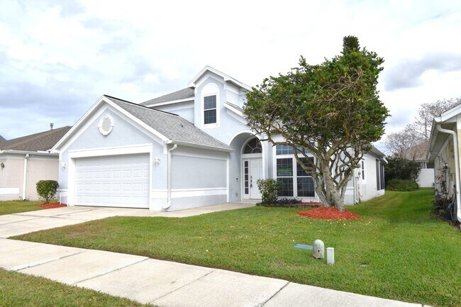 Building Photo - 3419 Santa Monica Dr