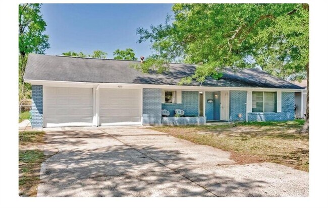 Foto del edificio - 4690 Fieldwood Ln