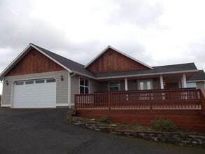 Building Photo - 188 Parkland Dr