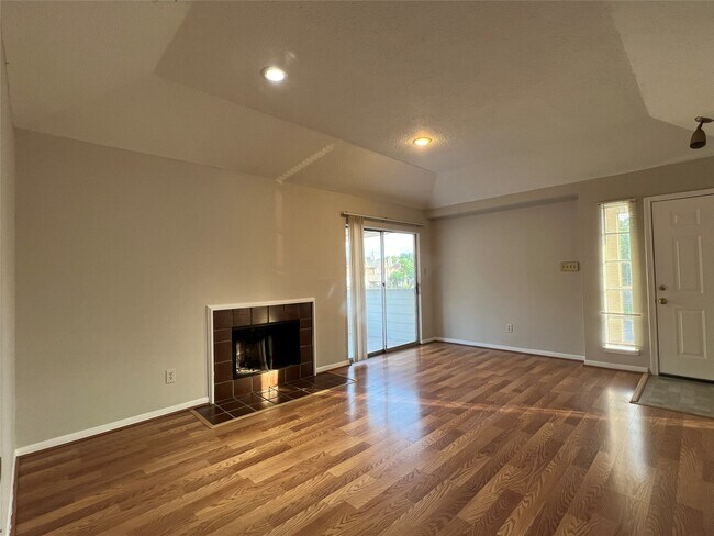 Foto del edificio - 11507 Meadow Ln