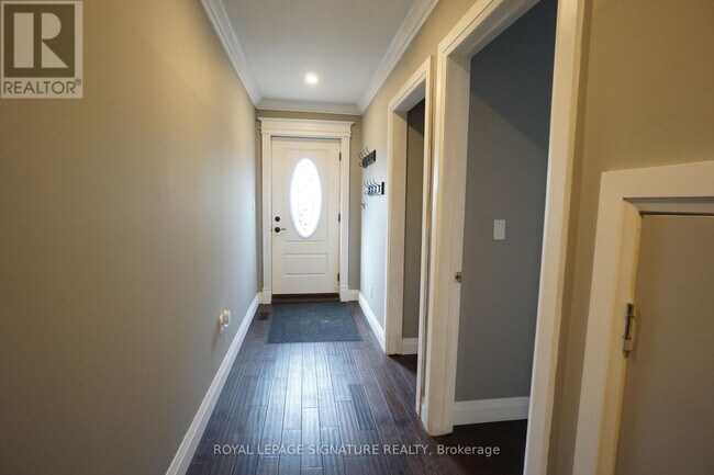 Building Photo - 120 Pritchard Ave