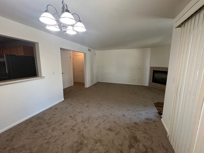 Main level - 2621 Rigden Pky