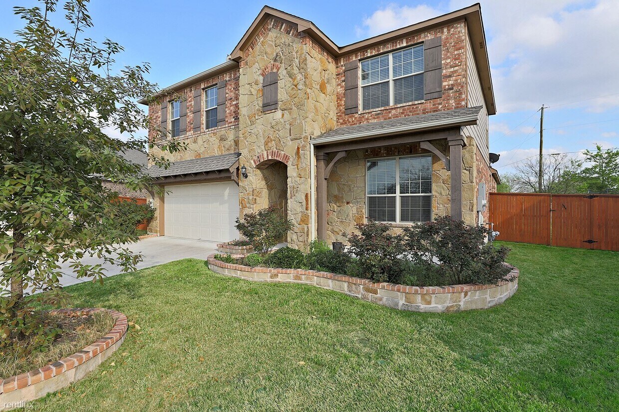 Primary Photo - 4 br, 2 bath House - 3733 Penelope Way
