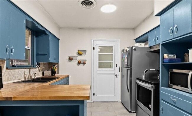 Foto del edificio - Cute 3-bedroom 2-bathroom house in Cove! HOUSING ACCEPTED!