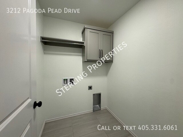 Building Photo - 3212 Pagoda Pead Dr