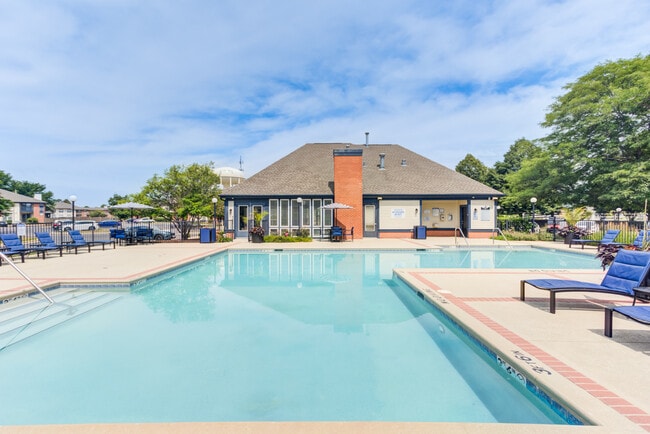 Building Photo - Orchard Village