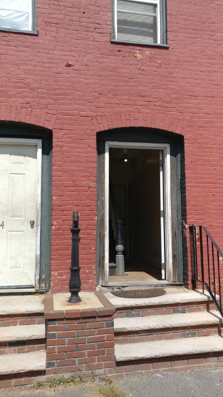 Primary Photo - 151 Bay St