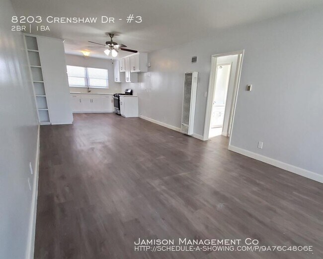 Foto del edificio - 8203 Crenshaw Dr