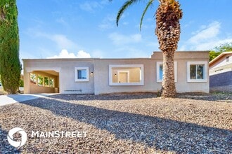 Building Photo - 15917 N Forecastle Ave