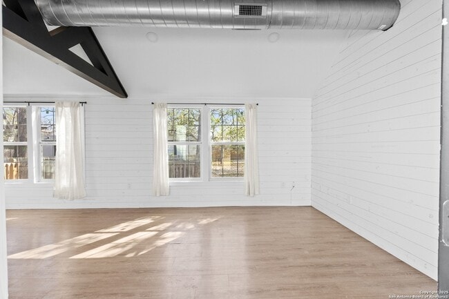 Building Photo - 362 Ave J