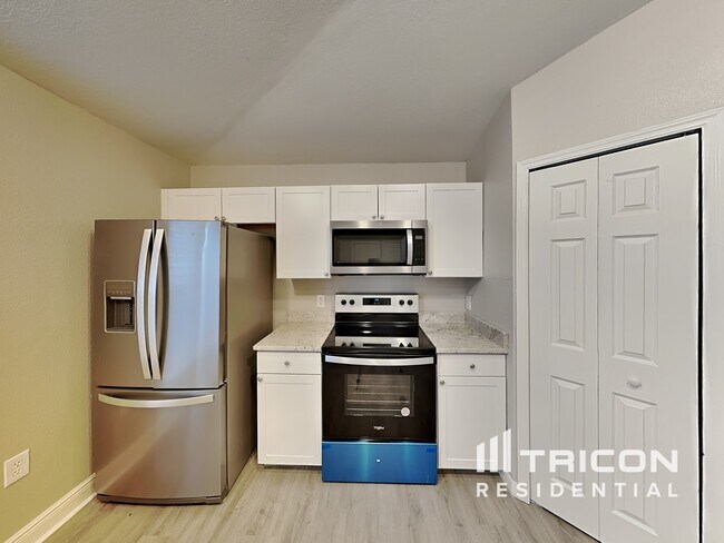 Building Photo - 205 Cheshire Court Kissimmee FL