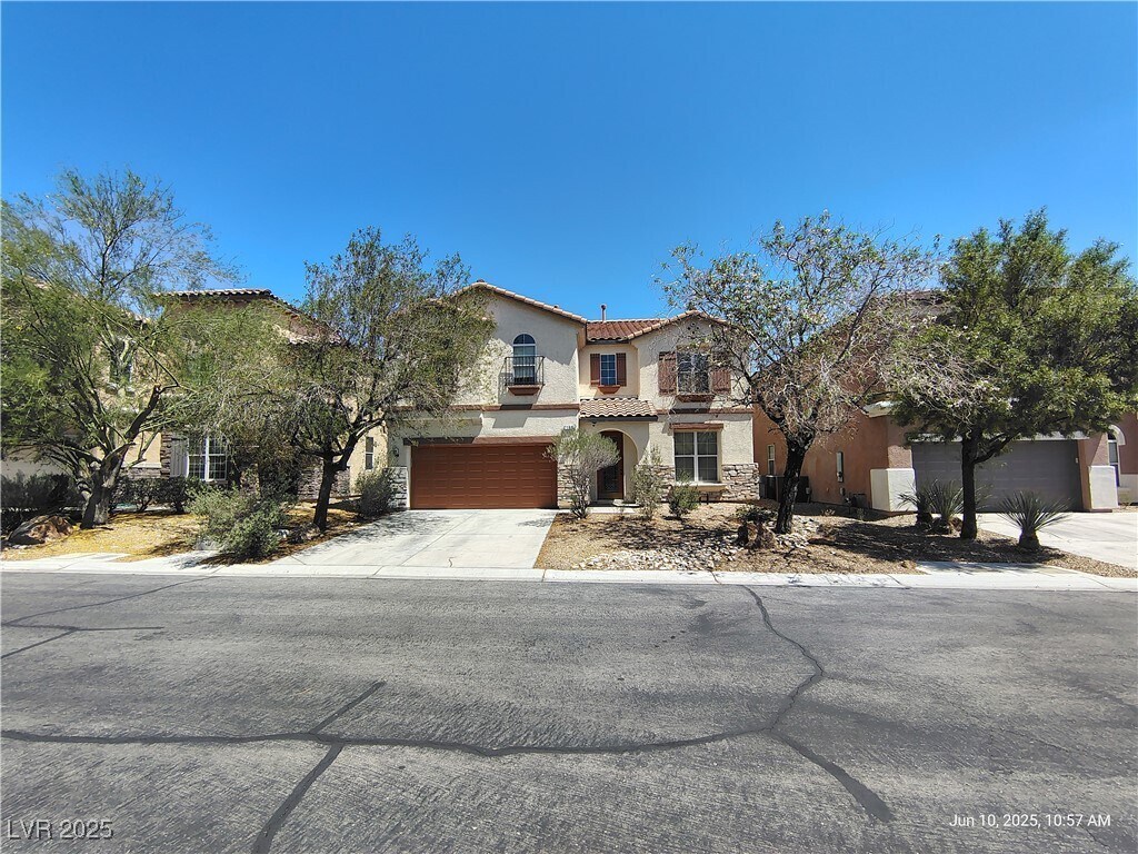 Foto principal - 7166 Clear Range Ave
