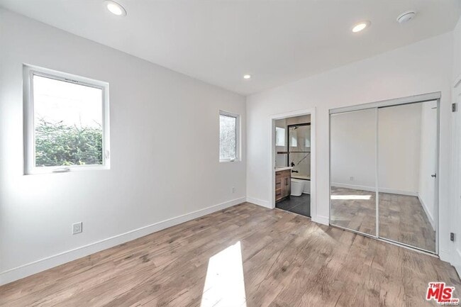 Building Photo - 3141 S Halm Ave