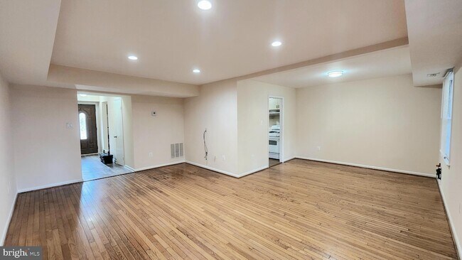 Foto del edificio - 10823 Bucknell Dr