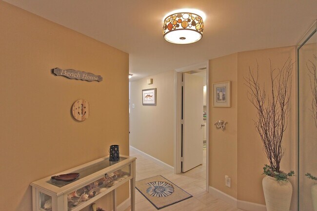 Foto del edificio - 5420 N Ocean Dr
