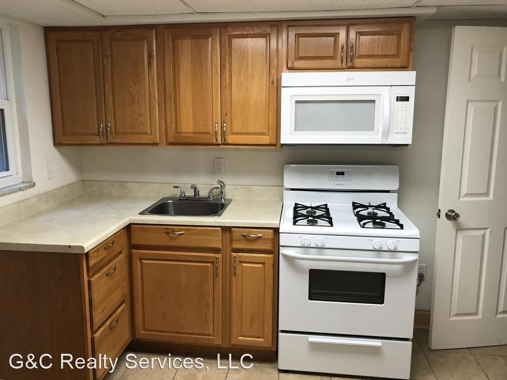 Primary Photo - 3 br, 1 bath House - 828 Killarney Drive