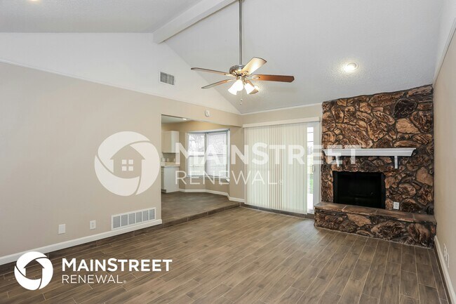 Foto del edificio - 6707 Country Creek Dr