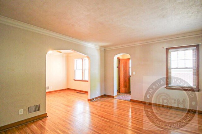Foto del edificio - 2 Story 3 Bedroom 2 Bathroom home in the h...