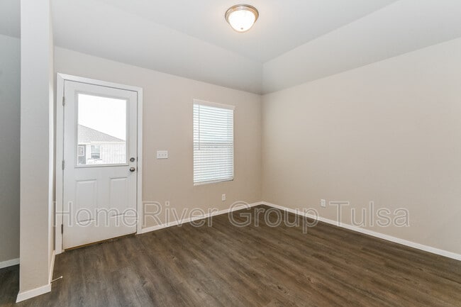 Foto del edificio - 7418 E 157th Pl S
