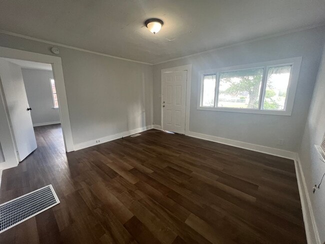 Building Photo - 1 bedroom 1 bathroom house in West Tuscaloosa