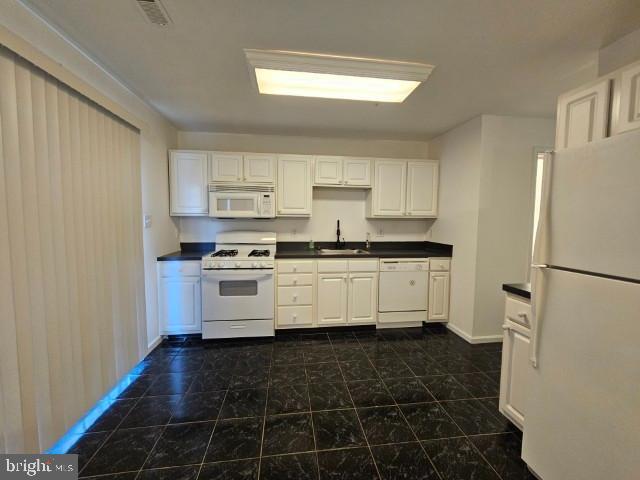 Foto del edificio - 1608 Beacon Hill Dr