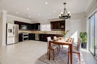 Building Photo - 5503 Gatesprings Ln