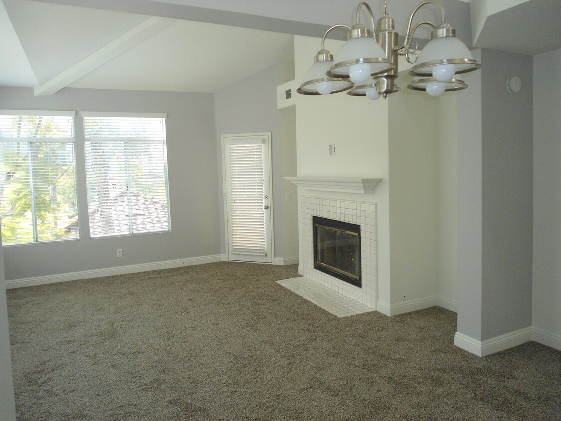 3160 Puesta Del Sol Ct Unit 202, Corona, CA 92882 Condo for Rent in