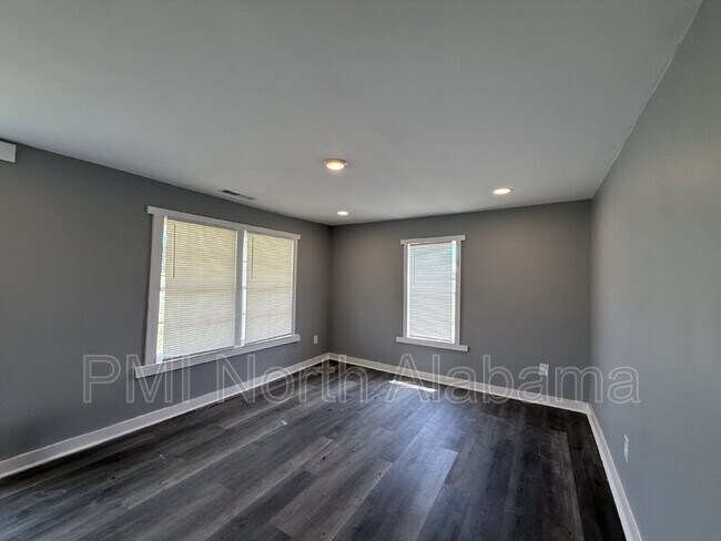 Foto del edificio - 23391 Mooresville Rd