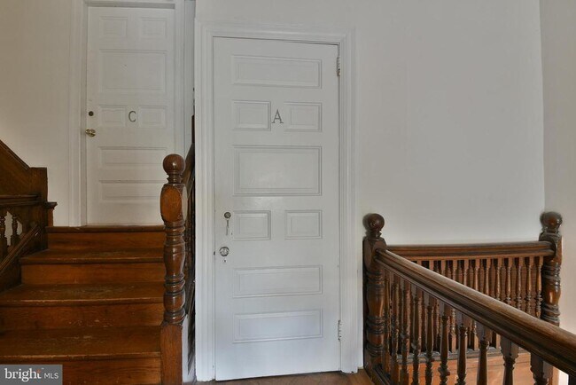 Foto del edificio - 8306 Crittenden St