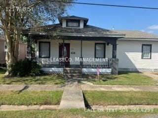 Foto principal - 121 W B St