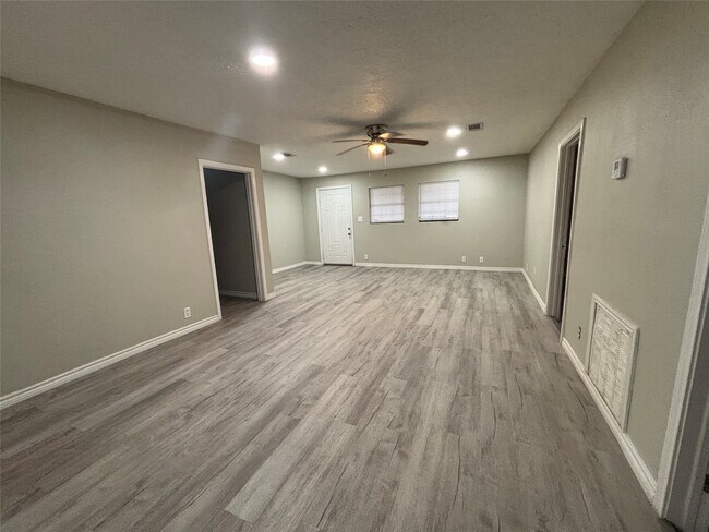 Foto del edificio - 318 14th St N