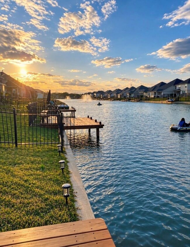Building Photo - 24710 Allori Ct