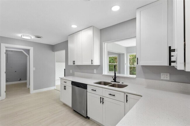 Foto del edificio - 4116 SW 20th St