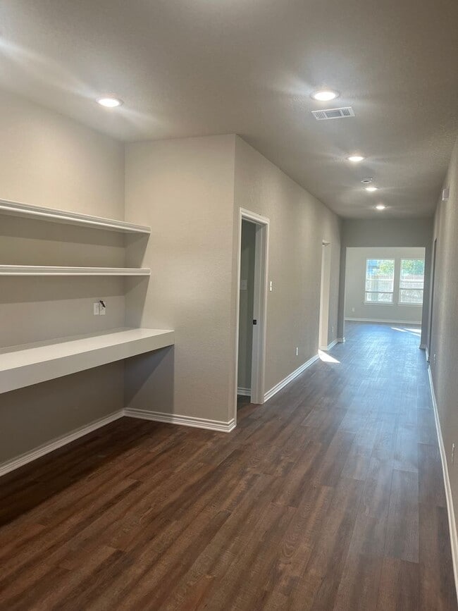 Photo - 3532 Mission St House