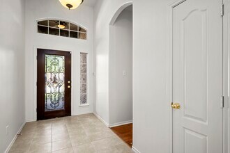 Building Photo - 9907 Brandywood Cir