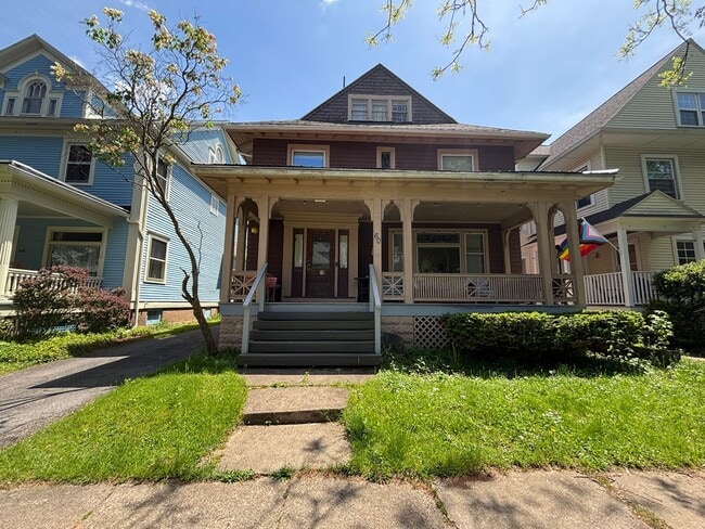 Building Photo - Upper Monroe Neighborhood