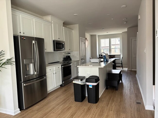 Cocina - 6049 Beake St