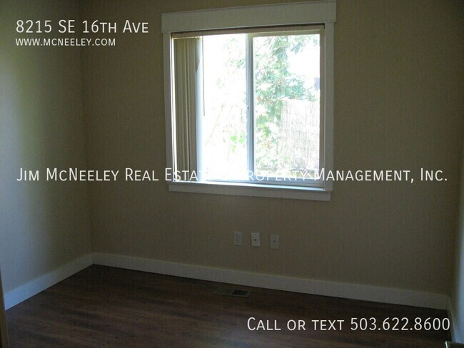 Foto del edificio - 8215 SE 16th Ave