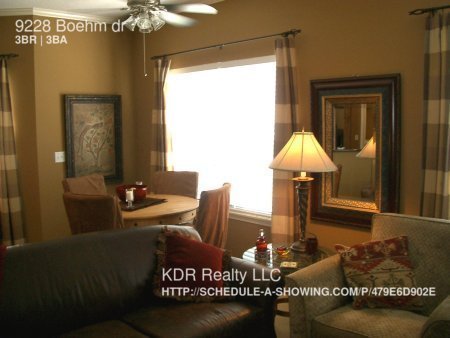 Building Photo - 9228 Boehm Dr