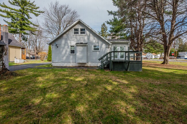 Foto del edificio - 133 River Meadow Dr